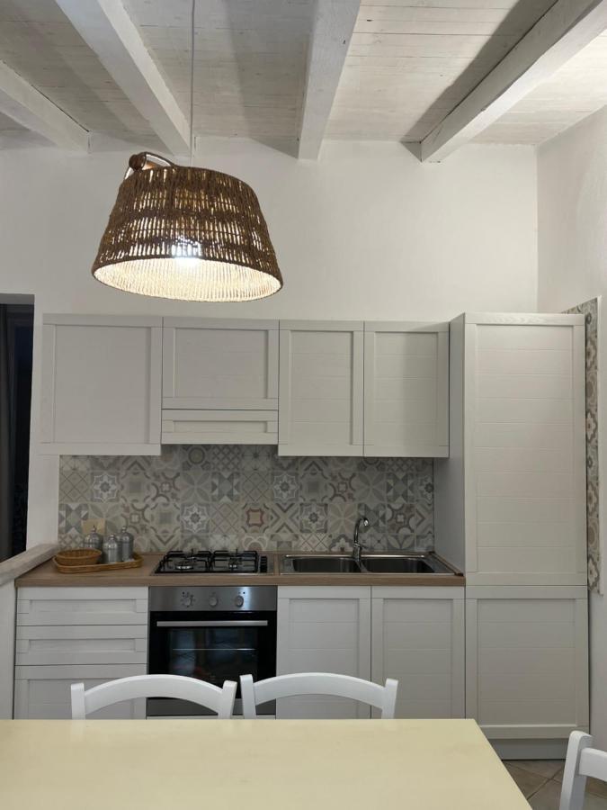 Appartamento Il Caracolo A Cala Francese 라마달레나 외부 사진